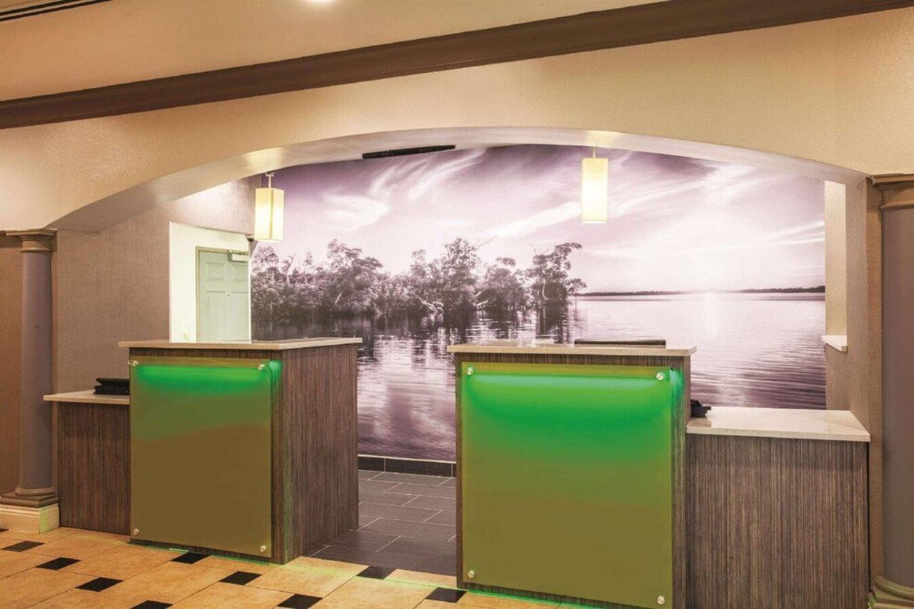 Comfort Inn & Suites Port Charlotte-Punta Gorda Exterior foto